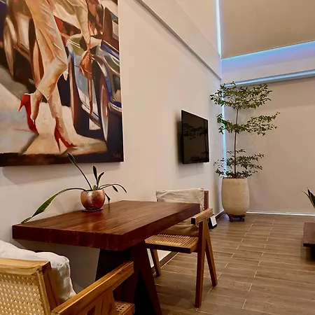 Apartamento Old City Duplex With Pool! *